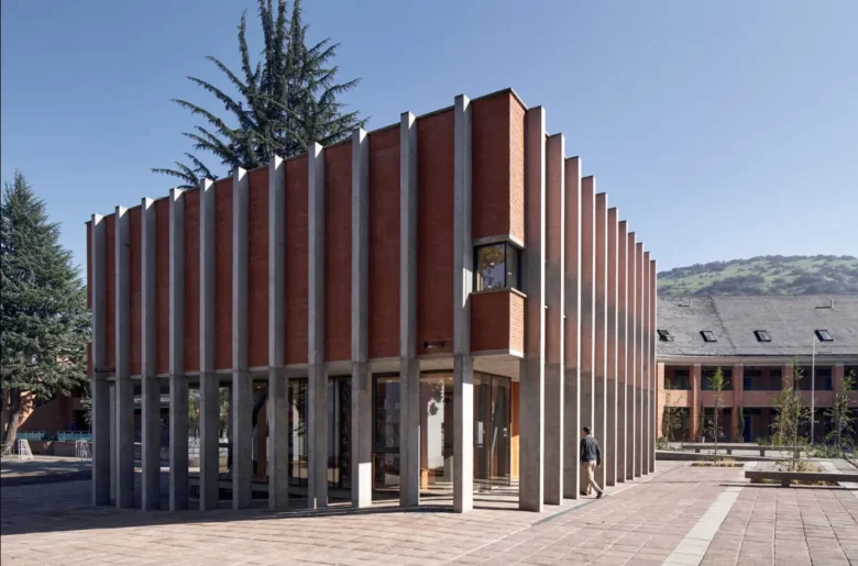 Tabancura School Library Pavilion