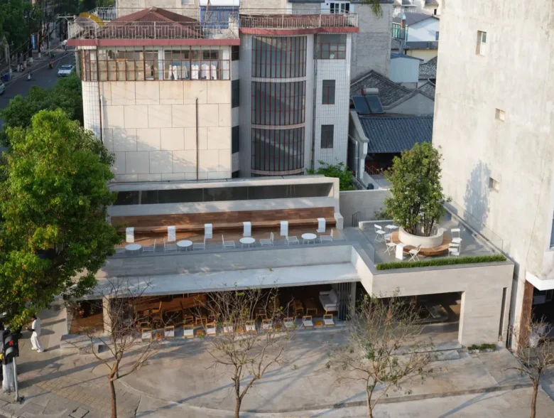 Voiceless Coffee Sensory Lab cafe projesi cephe tasarımı