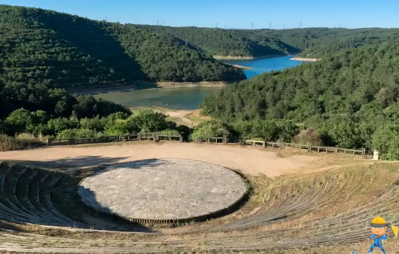 mimar sinan kent ormanı anfi